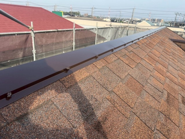 柏市H様邸のアスファルトシングル屋根の板金塗装後の外観