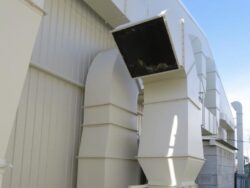 守谷市の工場　配管ダクト塗装後