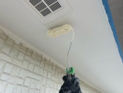 柏市ポラス注文住宅の付帯部塗装作業4